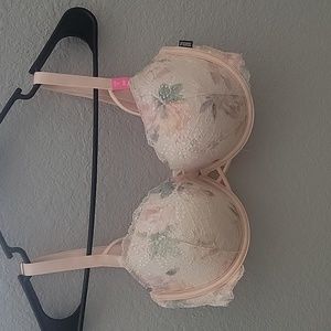 Victoria Secret Pink Bra- Brand new size 36D